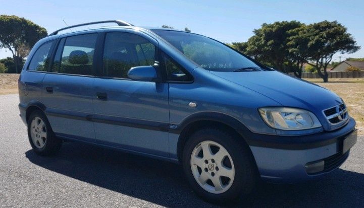 Dezmembrez Opel zafira A 2003 1.6 benzina Z16XE