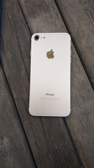Iphone 7 32 hotrasi srochna sotladi