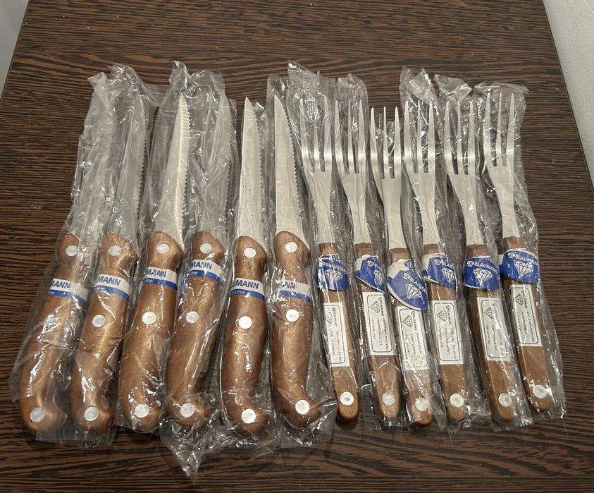 Set tacamuri friptura, maner lemn, noi