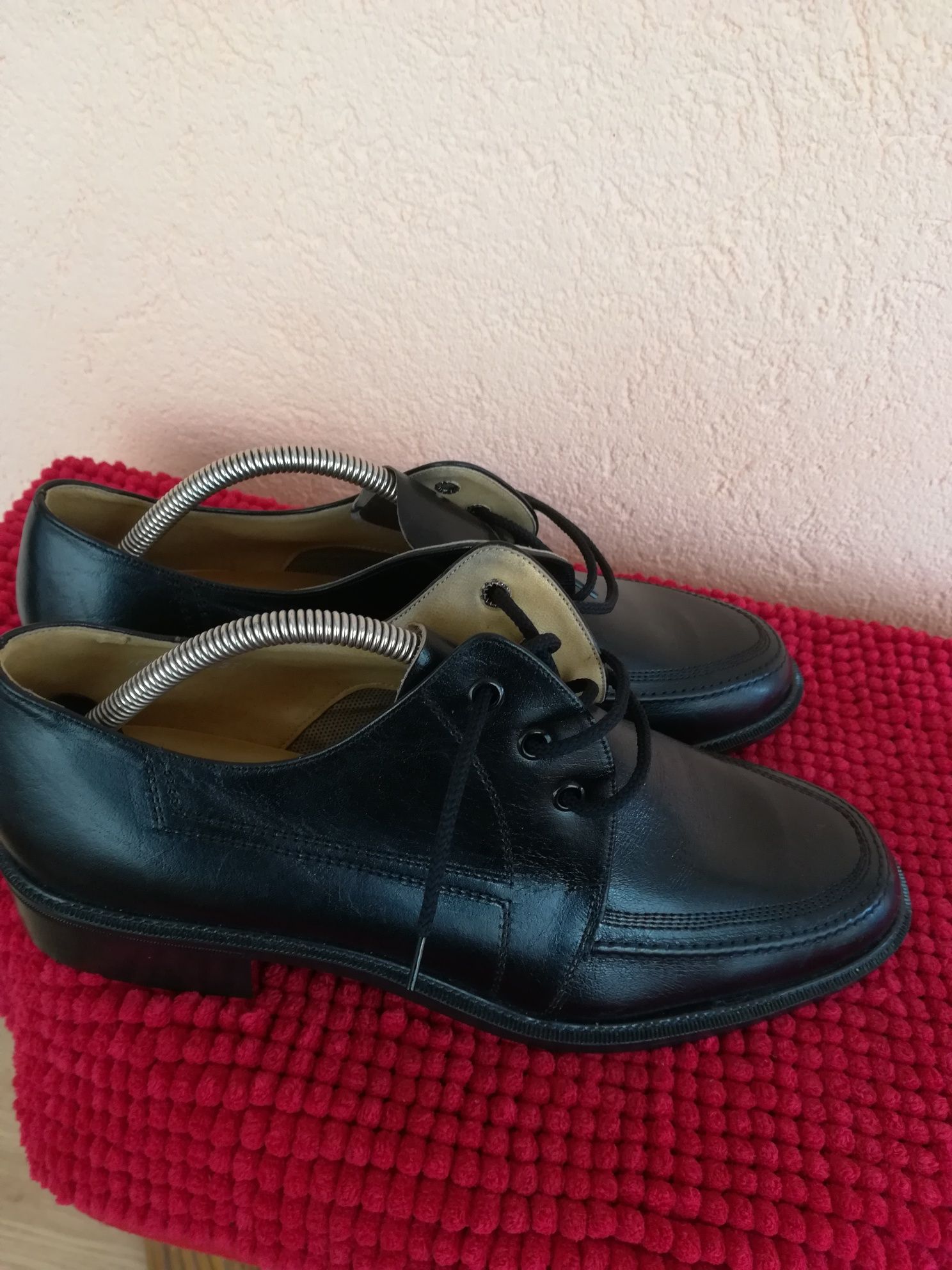 Pantofi noi Astoria piele nr 43