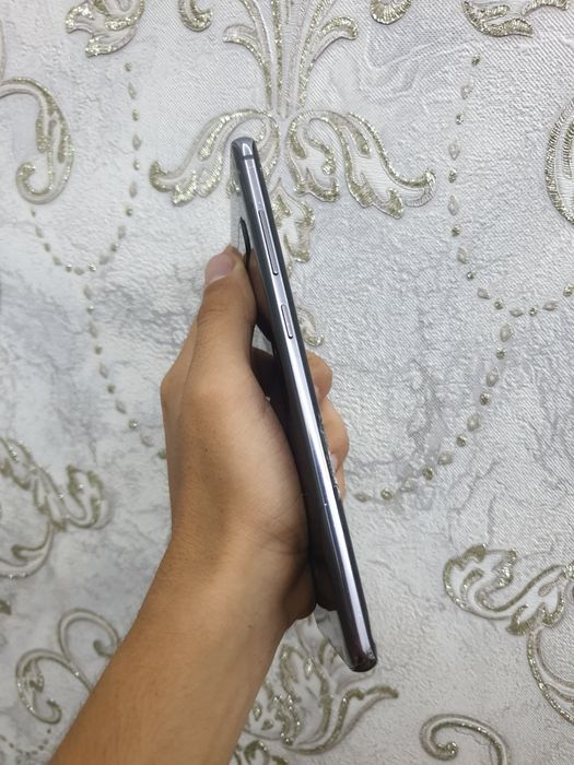 Samsung S10 plus 128gb ZAPCHASTGA!!!