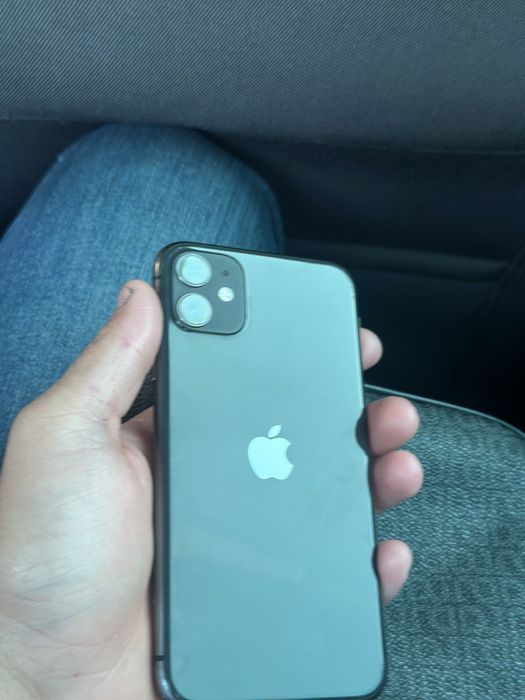 Продам iphone 11 на 64гб