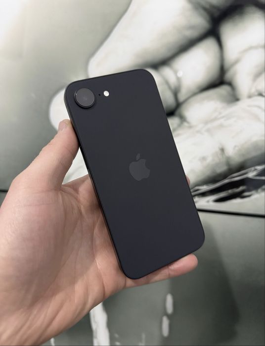 iPhone 16 E  NOU  Garantie