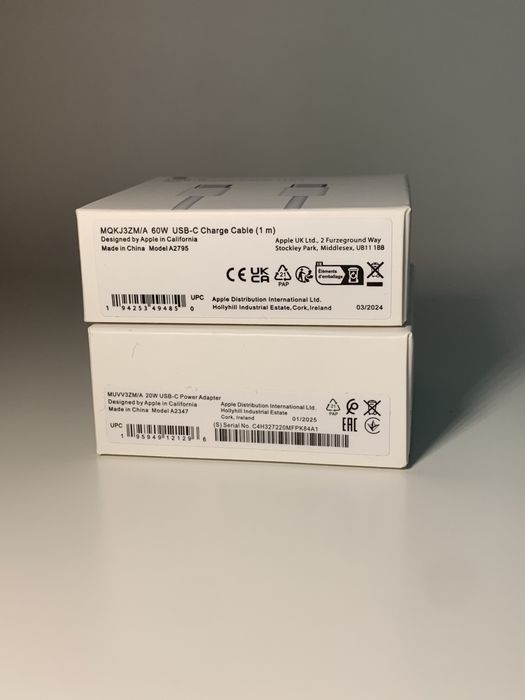 Incarcator Iphone 15, Iphone 16, iPhone 17- Cablu Usb-C + Adaptor 20 W