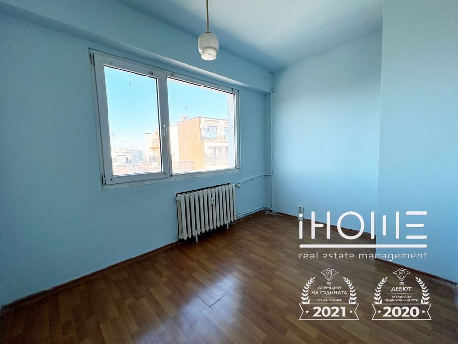 Продава се Тристаен апартамент в София, Света Троица - 75 кв.м за 1947 €/кв.м - Снимка #2