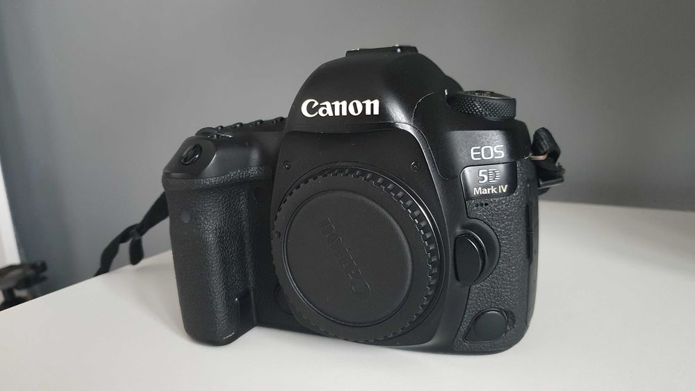 Canon 5D Mark IV