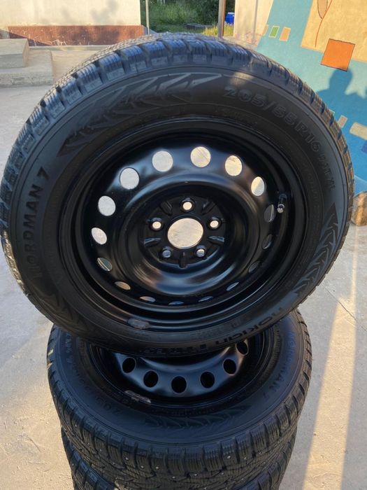 Шины зимний 205/55 R 16