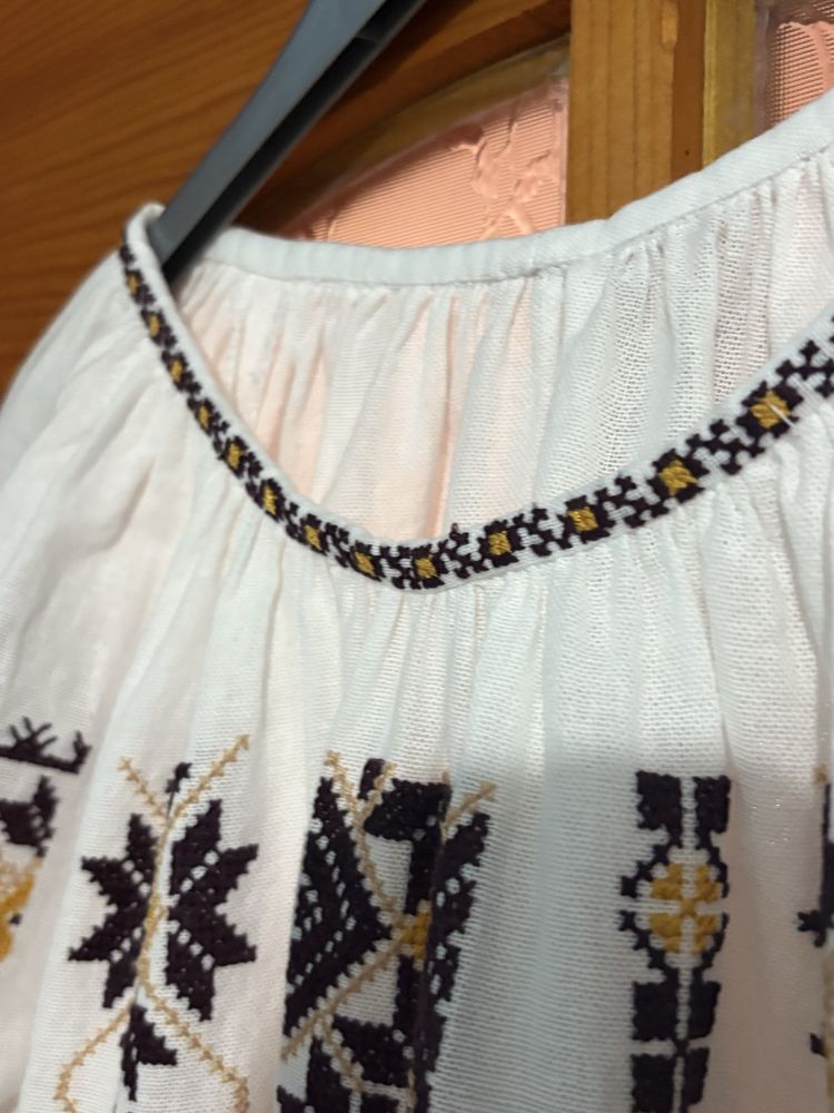 Ie Traditionala - Cusuta manual