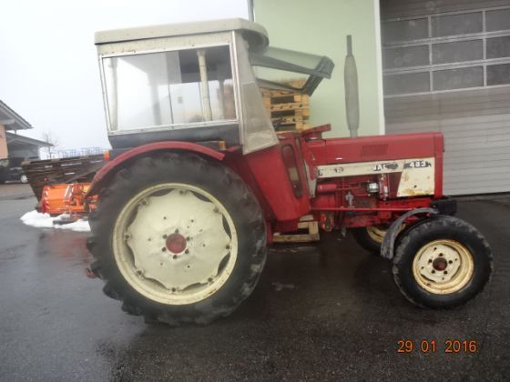 Dezmembrez Tractor case ihc 433 533