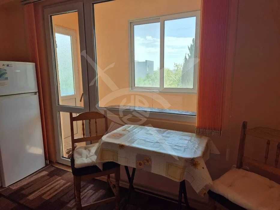 Дава се под наем Двустаен апартамент в Варна, Левски - 44 кв.м за 290 € - Снимка #1