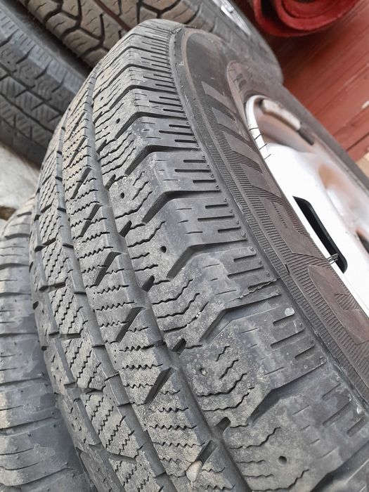 Anvelope Ford Transit