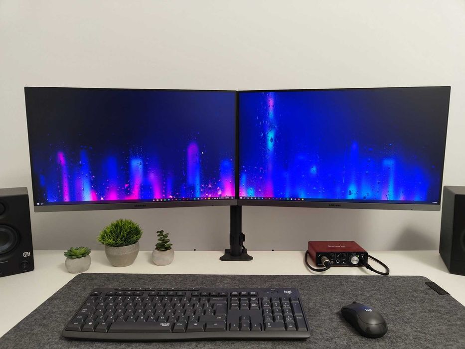2 monitoare Samsung 24" impecabile 10/10 estetic/functional
