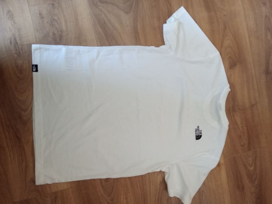 tricou the north face