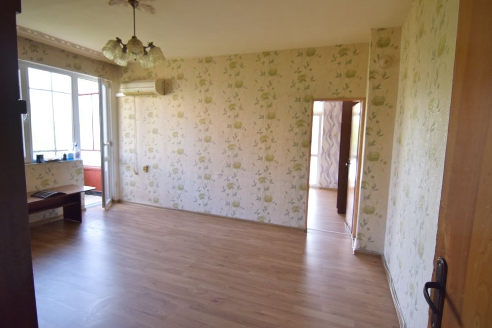 Продава се Двустаен апартамент в Хасково, Дружба 1 - 57 кв.м за 1566 €/кв.м - Снимка #4