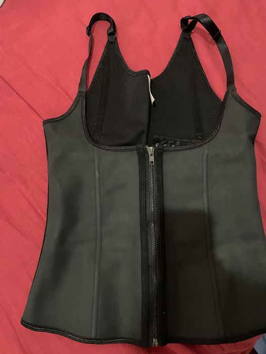 Корсет для утягиваеия живота размер С.