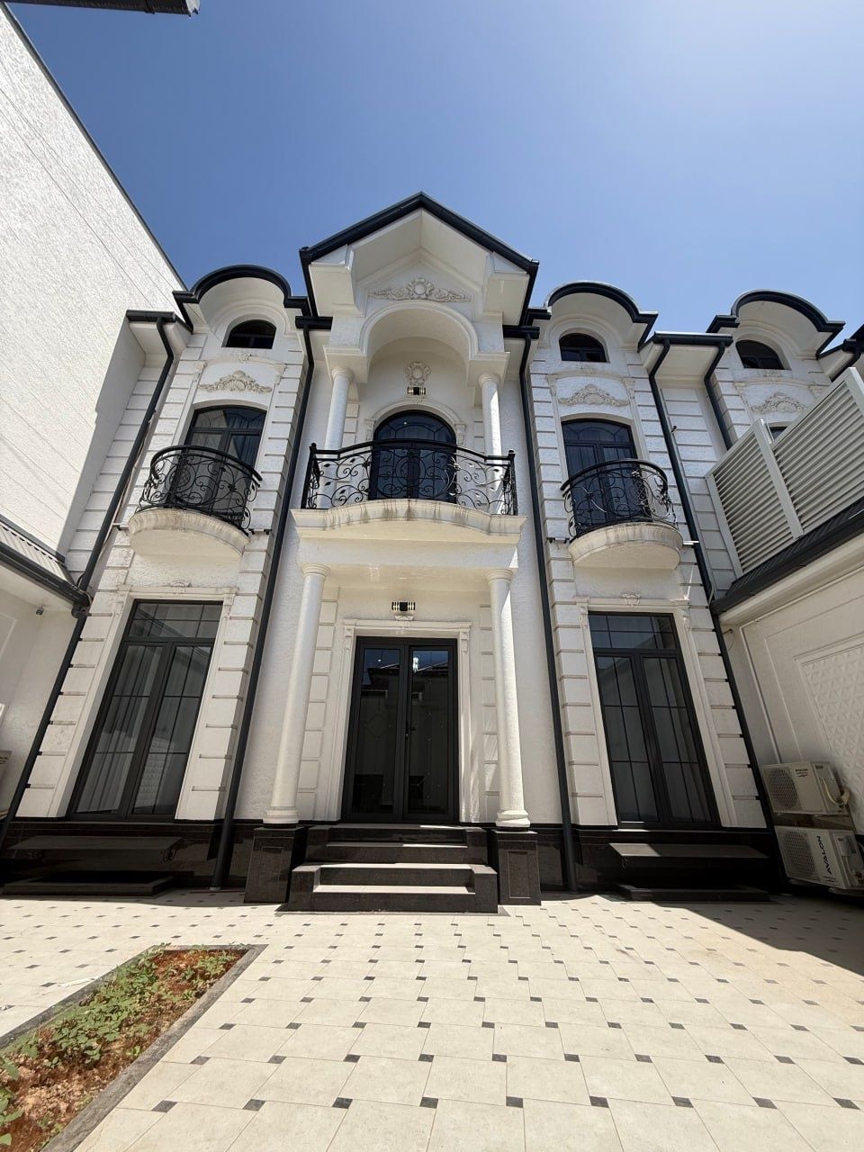 Продается Евро дом на Никитина