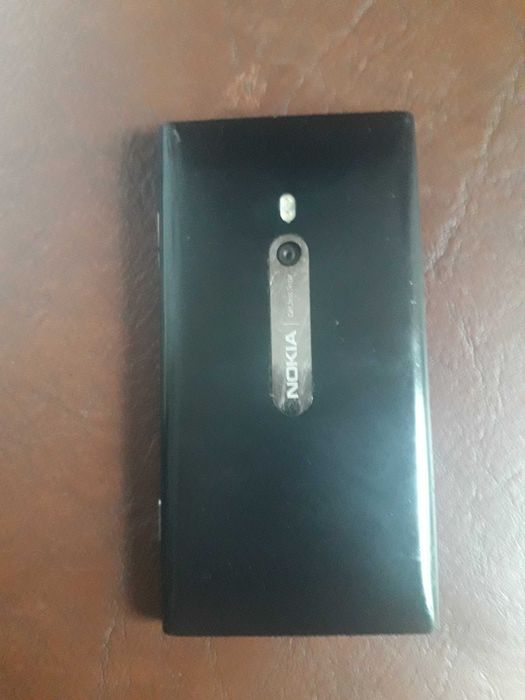 Vand Nokia Lumia 800