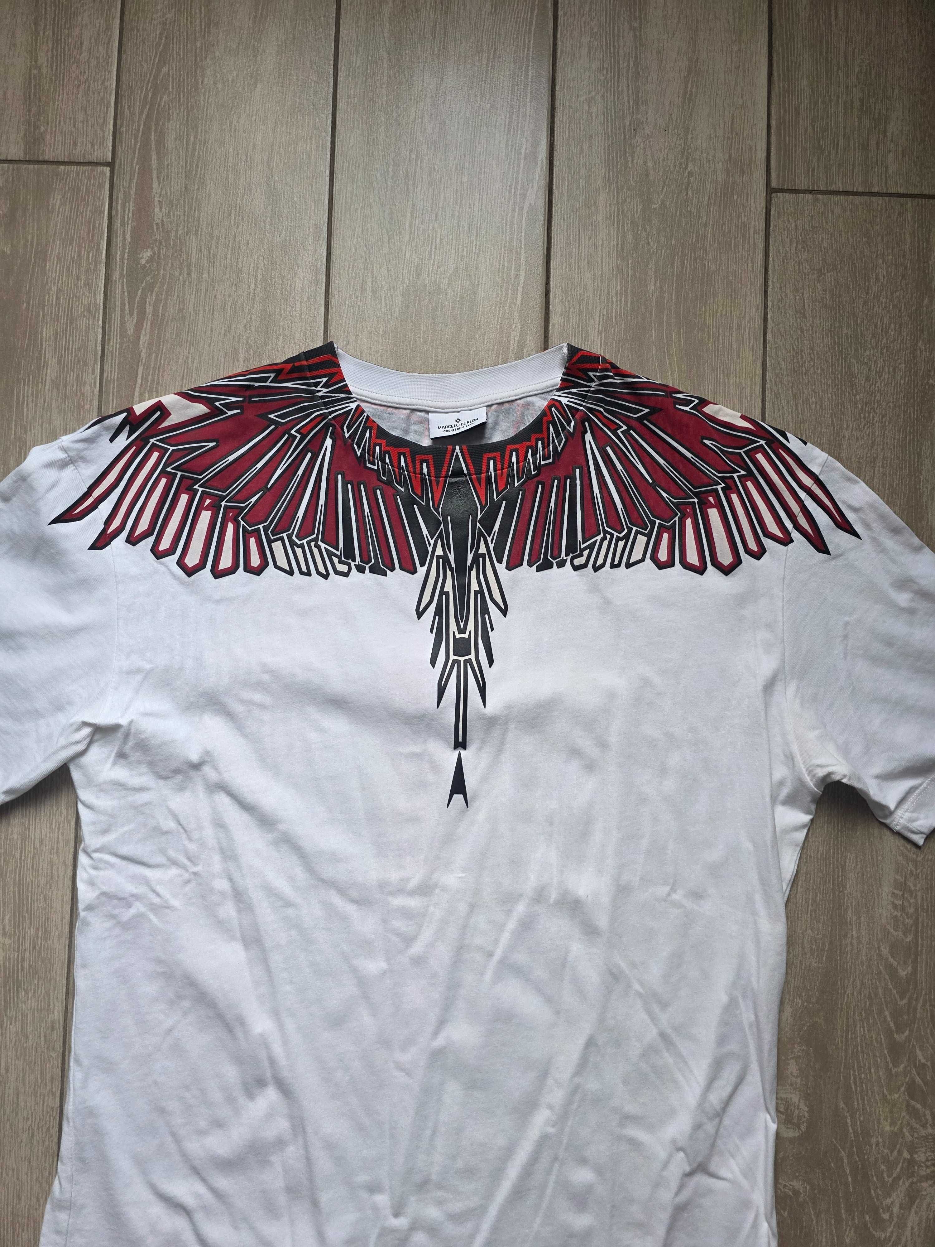 Продавам тениска Marcelo Burlon