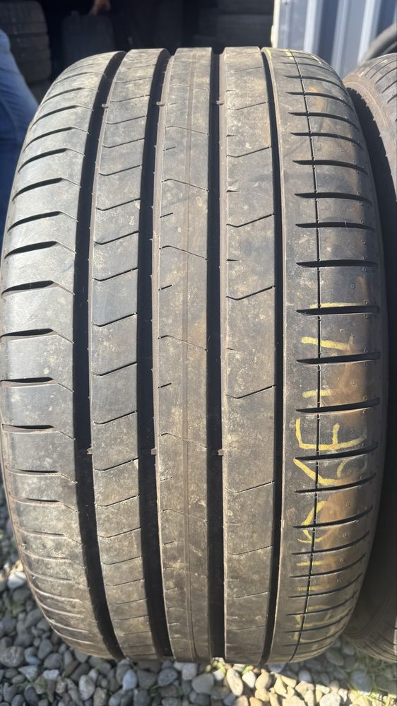 315/35/21  cu 285/40/21  Bridgestone