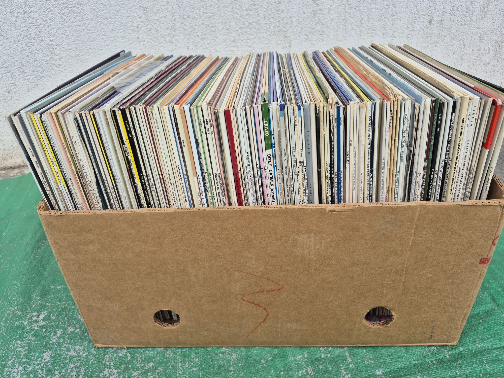 Vând Lot 200LP Discuri Vinil muzică clasică mixta Compozitori celebrii
