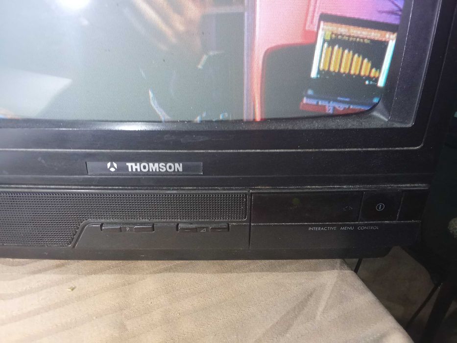 Телевизори 14 инча