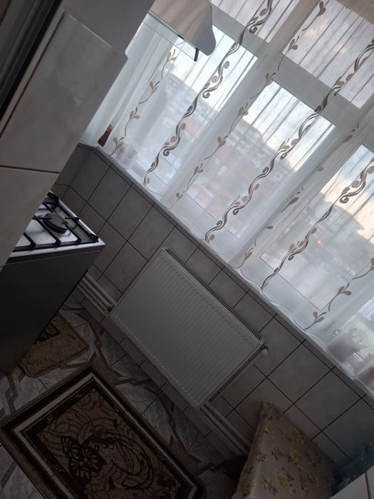 Vand apartament cu 2 camere