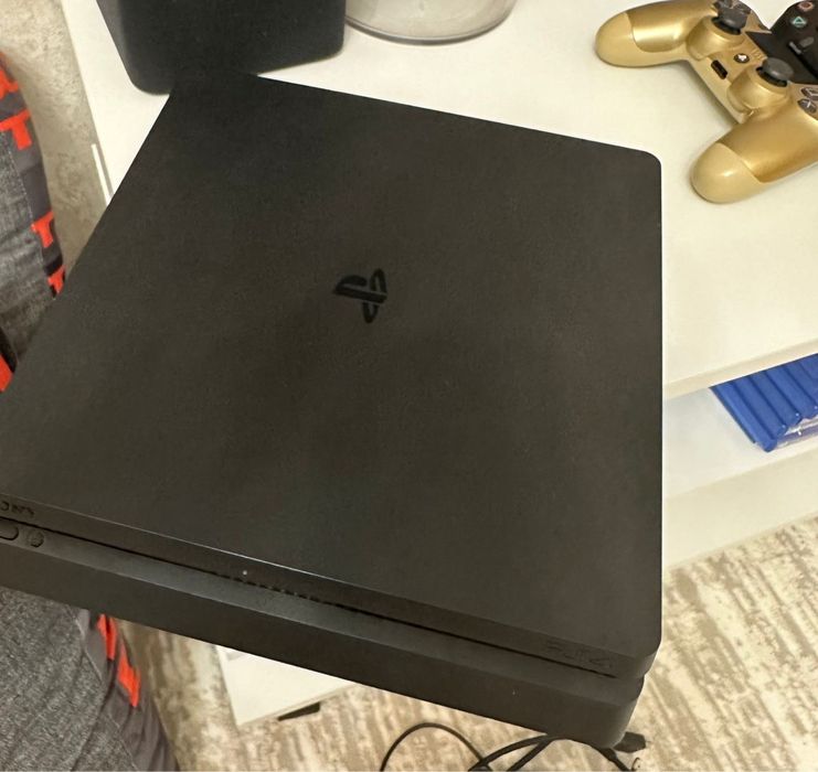 Продам пс 4 слим  512гб ps 4 slim 512GB