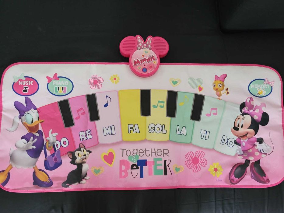Covor muzical cu Minnie Mouse