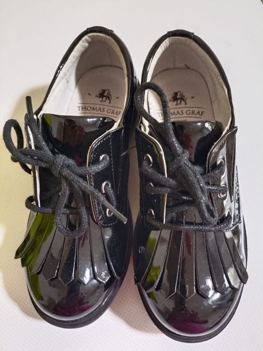 Продам детскую обувь