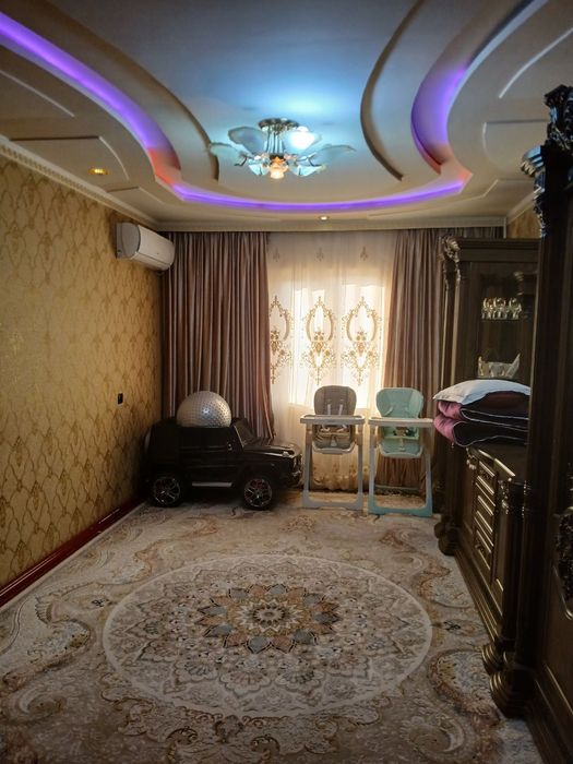 Яшнаобод тумани.Куйликда 4хона 5этаж 9этажкада.Умум.майдони:103 кв.м