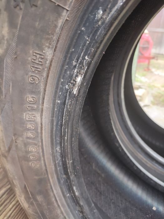 Vînd amvelope de iarnă stare f bună.