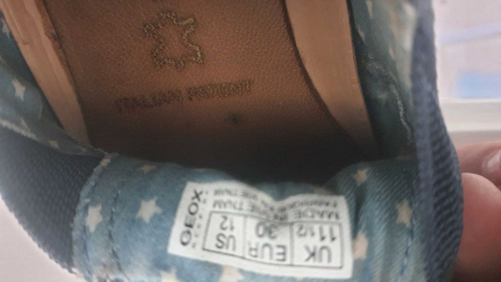 Adidasi GEOX RESPIRA marimea 30 - cal noi , impecabil