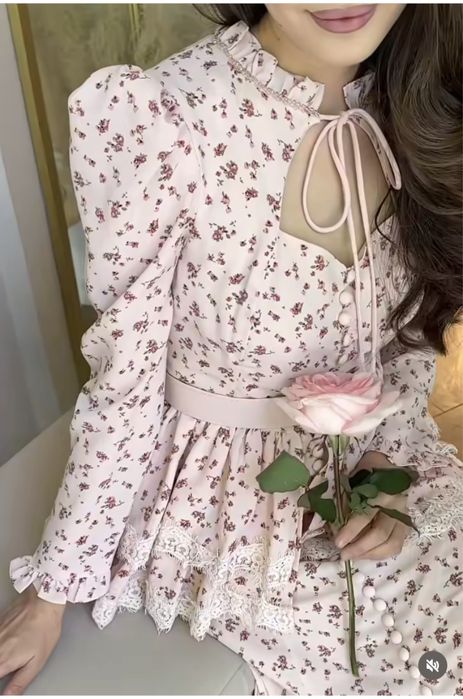 Продам платье новое