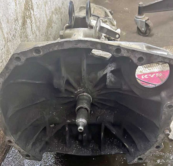 Продам коробку передач механика на Субару Форестер 2000 года