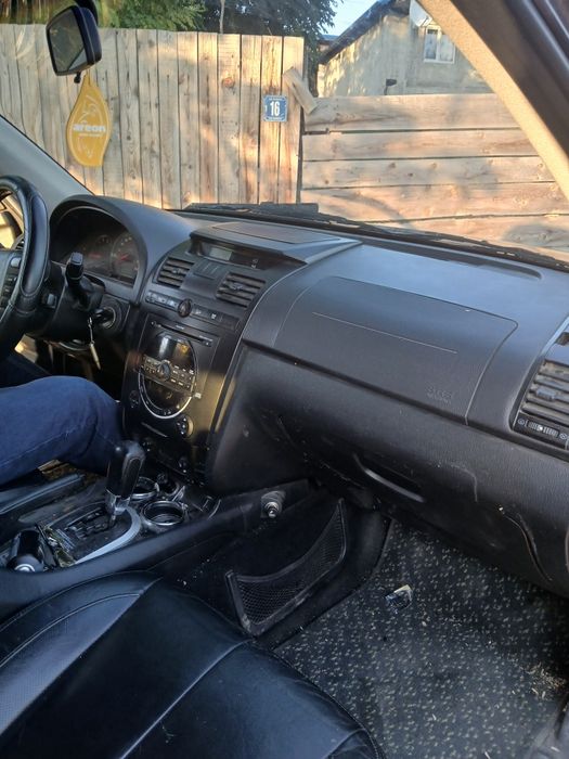 Vând sau schimb rexton motor 2.7