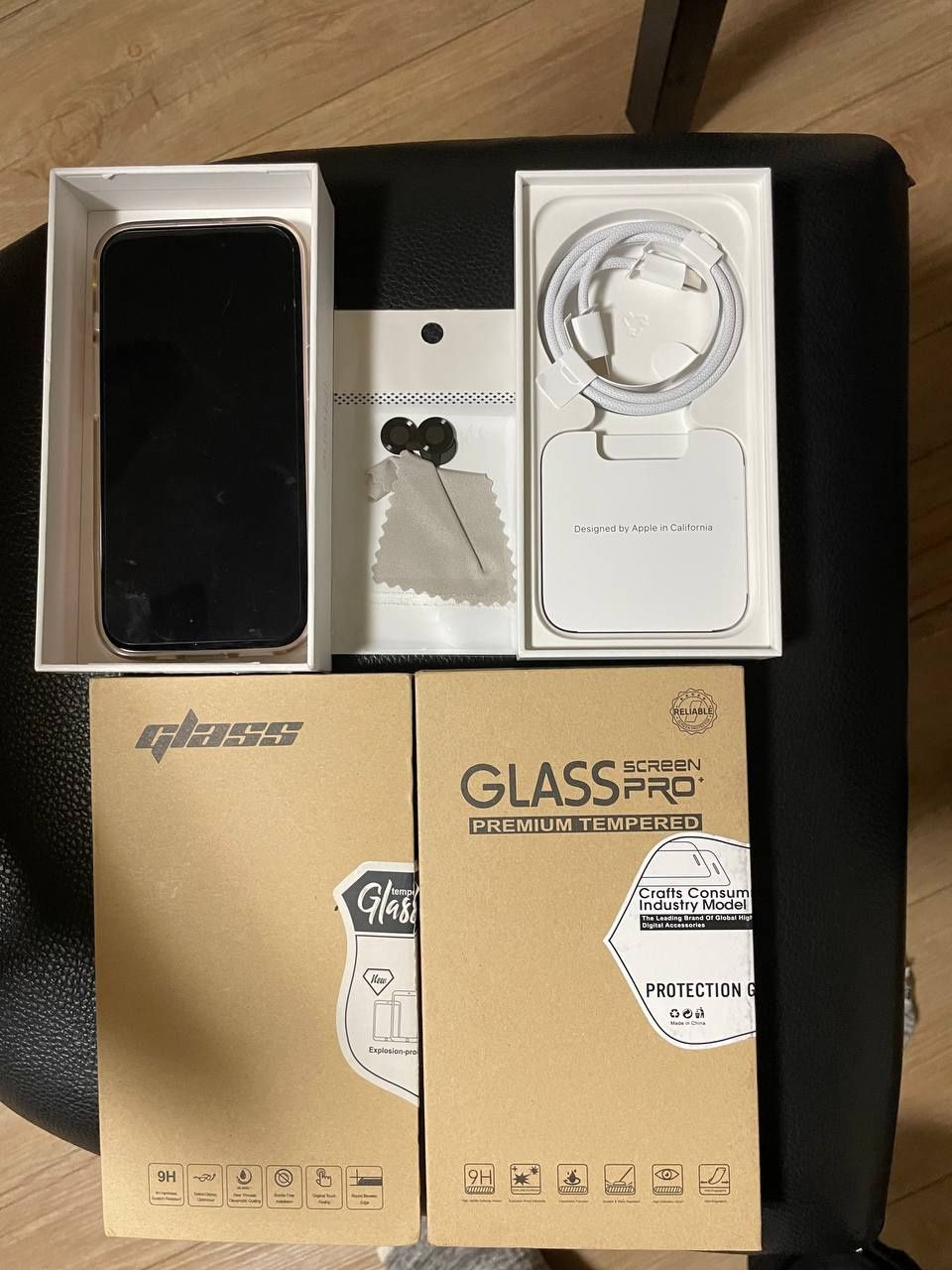 Iphone 15 pushti rang