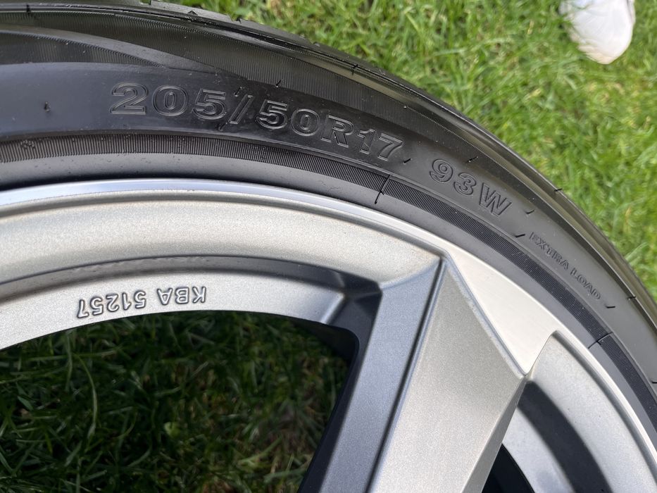 Vând set de 4 roți pentru vară