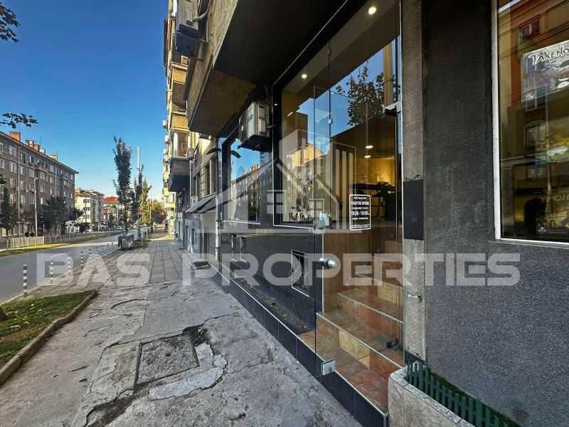 Продава се Магазин в София, Оборище - 57 кв.м за 2965 €/кв.м - Снимка #1