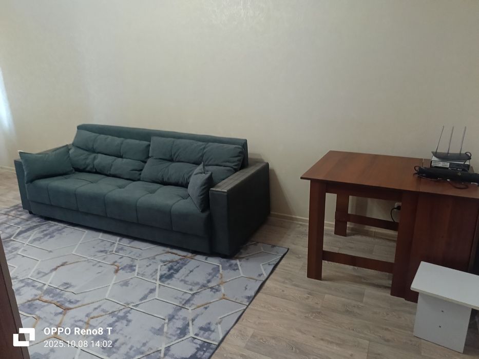 Сдается по суточно 2х комнатная квартира