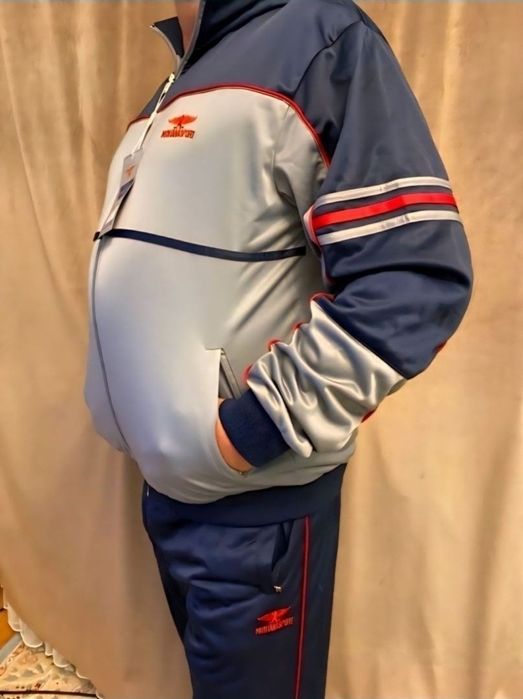 Спортивный костюм фирмы  : Монтана