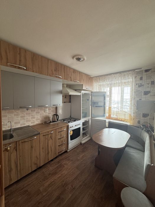 Сдам 3х ком квартиру на длительный срок.