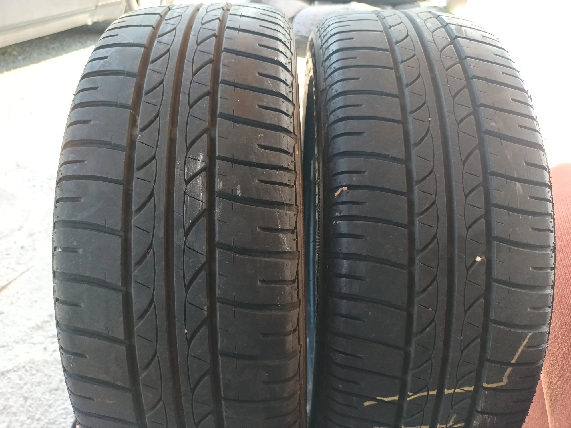 Продавам 4 бр летни гуми 175 55 R 15 BRIDGESTONE  155 60 R 15 BRIDGEST