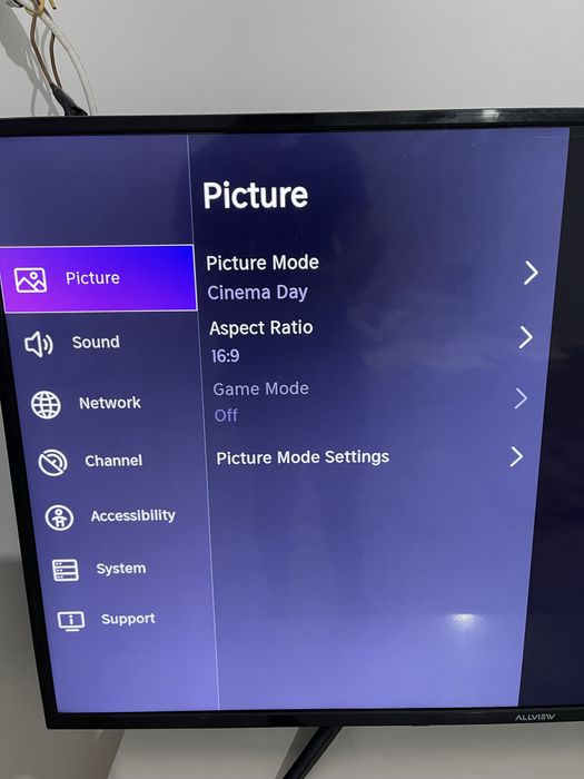 Vand Tv smart Allview 4k UHD 110cm