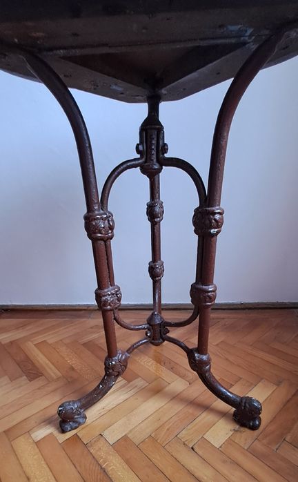 Masa rotunda vintage-picioare fier