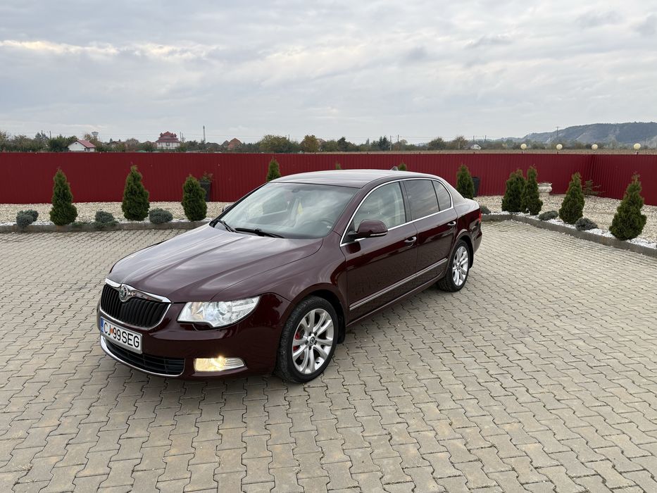SKODA SUPERB ELEGANCE 1.8 DSG UNIC Proprietar navi piele senzori full