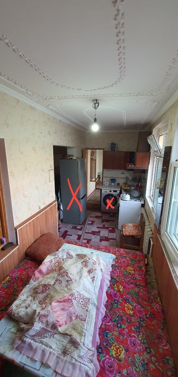 Икки хонали уй сотилади