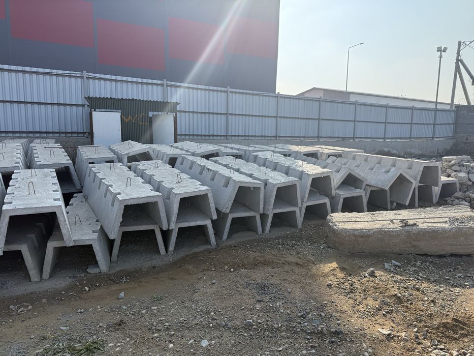 Продам бетонные лодки.