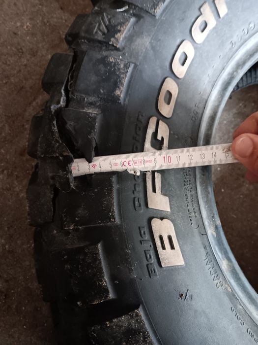 4бр 31х10.50 R15 едната е срязана