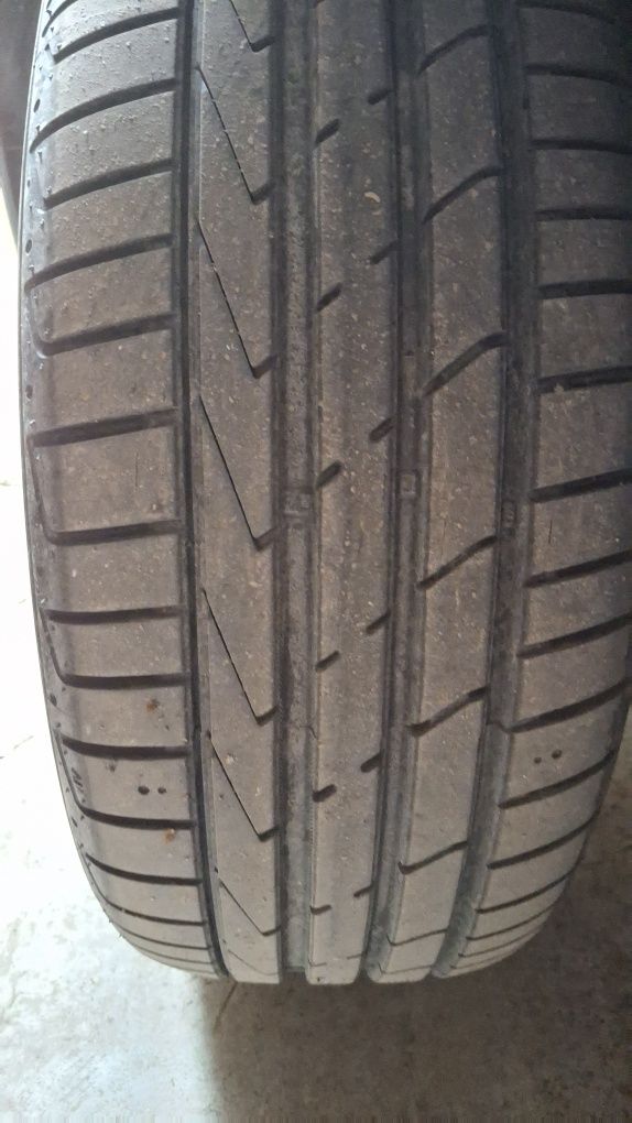 2бр 225 45 17 Hankook нови