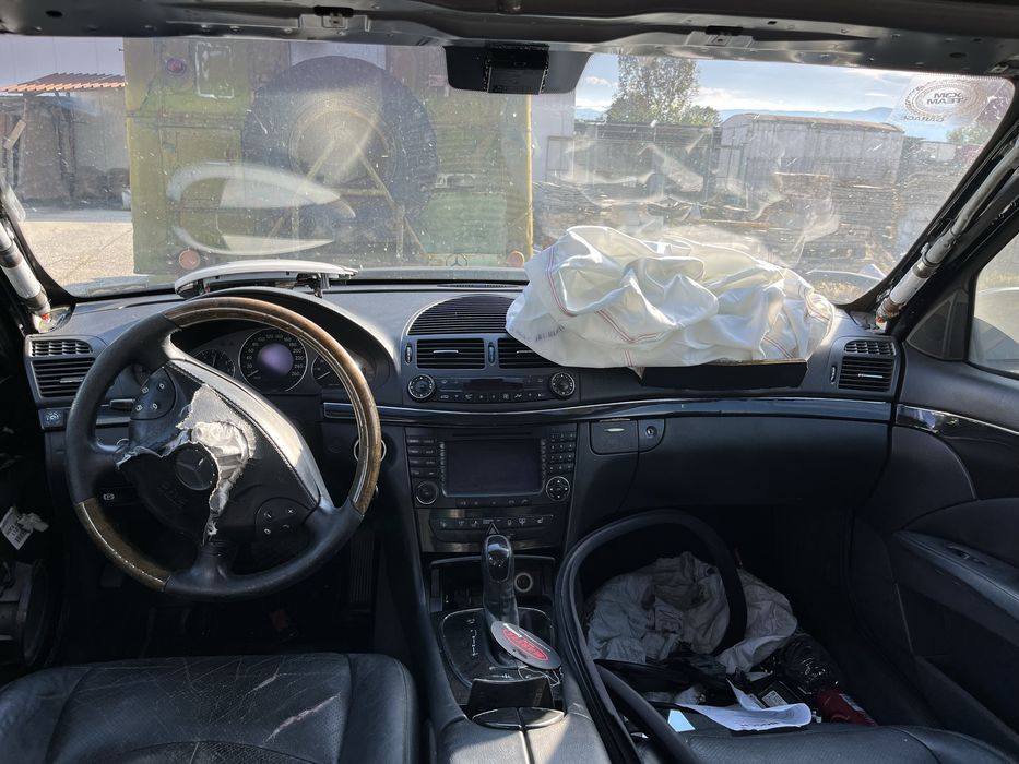 Mercedes-benz E500 W211